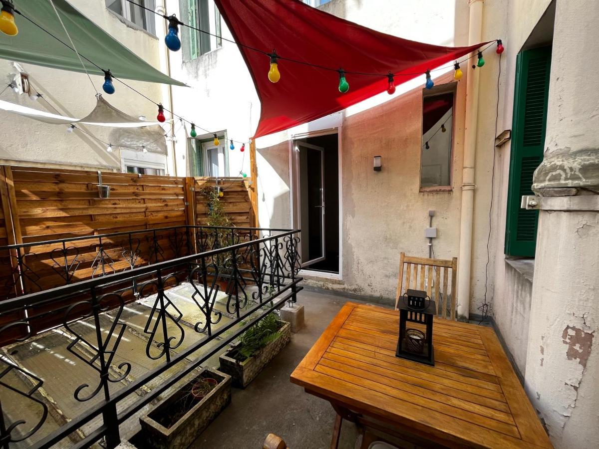 Escapade A Lourdes Dans Beau T2 Avec Terrasse - Proche Gare Et Centre Ville Zewnętrze zdjęcie